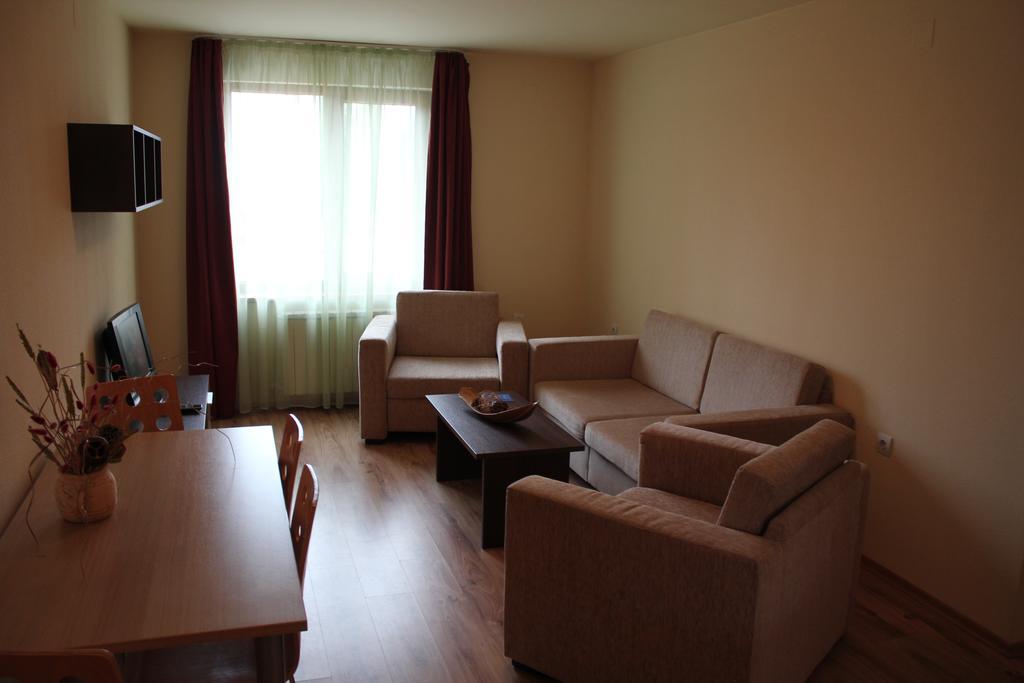 Nevada Aparthotel Pamporovo Luaran gambar