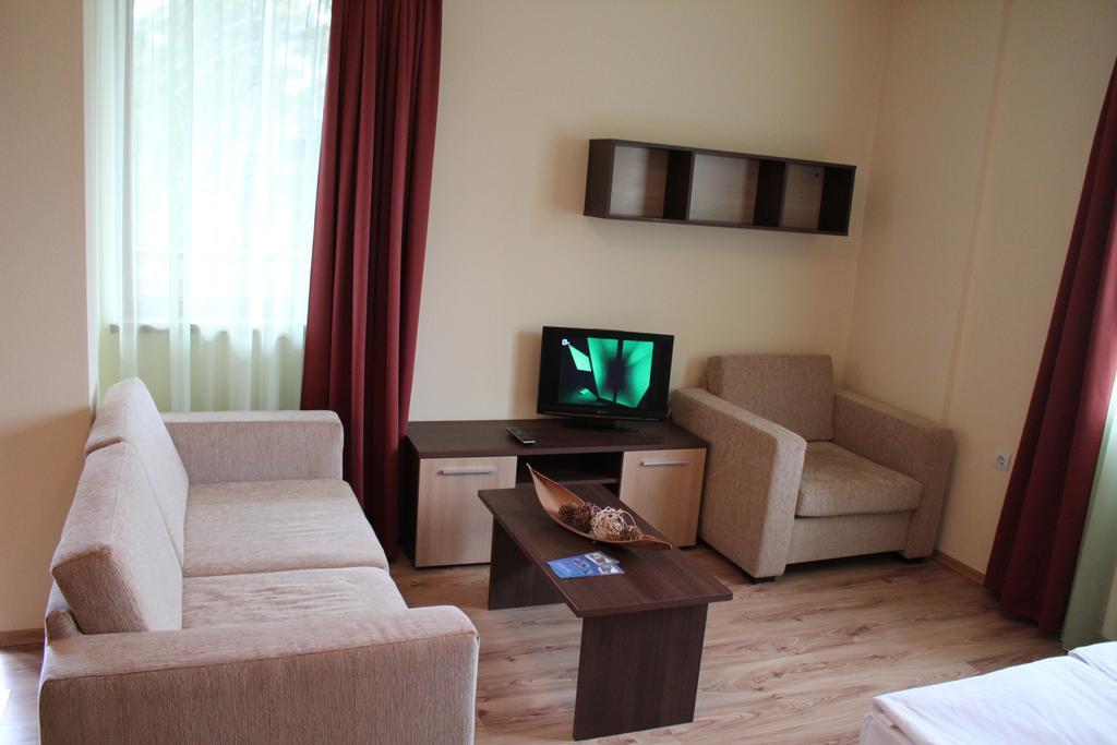 Nevada Aparthotel Pamporovo Luaran gambar