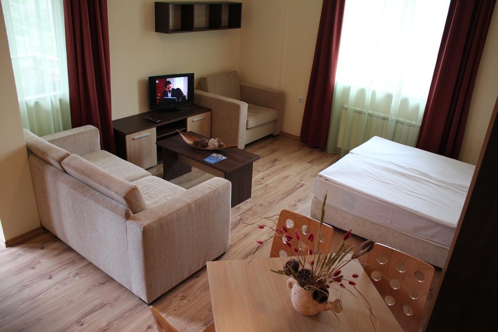 Nevada Aparthotel Pamporovo Luaran gambar